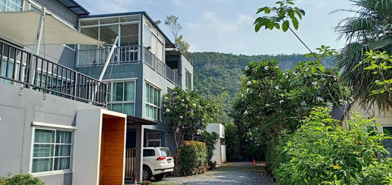 1St House Of Happiness At Khao Yai 1-4 Bed Open 1 Bedroom For Each 2 Adults Pak Chong 外观 照片