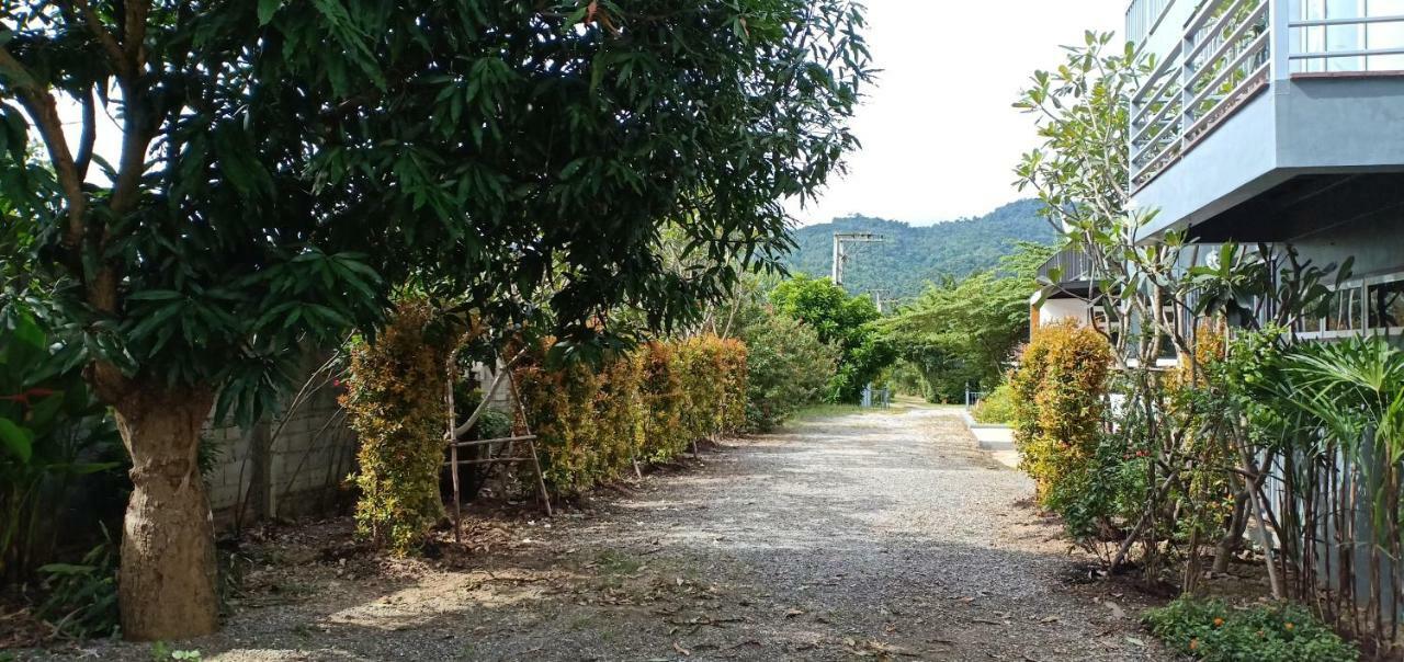 1St House Of Happiness At Khao Yai 1-4 Bed Open 1 Bedroom For Each 2 Adults Pak Chong 外观 照片